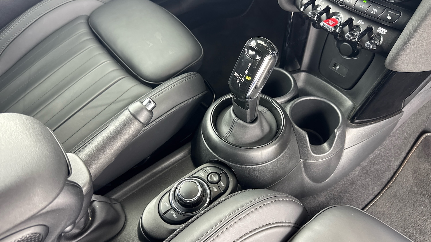 Used MINI Convertible 2023 for sale - 77973191: Photo 10