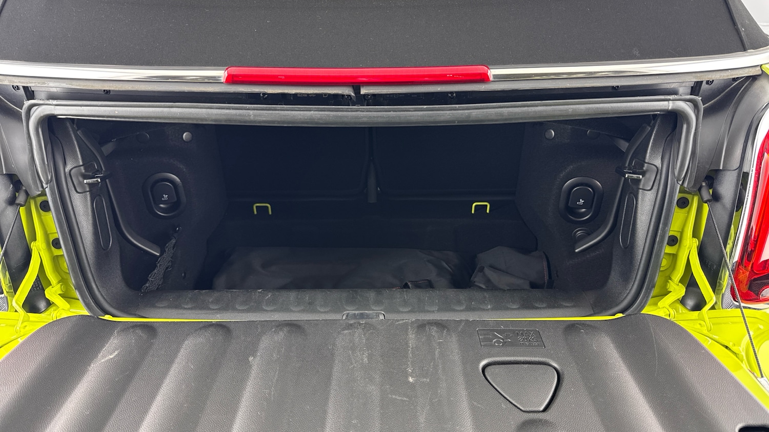 Used MINI Convertible 2023 for sale - 77973191: Photo 13