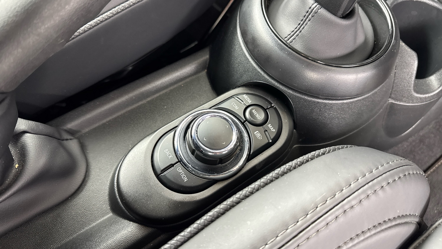 Used MINI Convertible 2023 for sale - 77973191: Photo 19