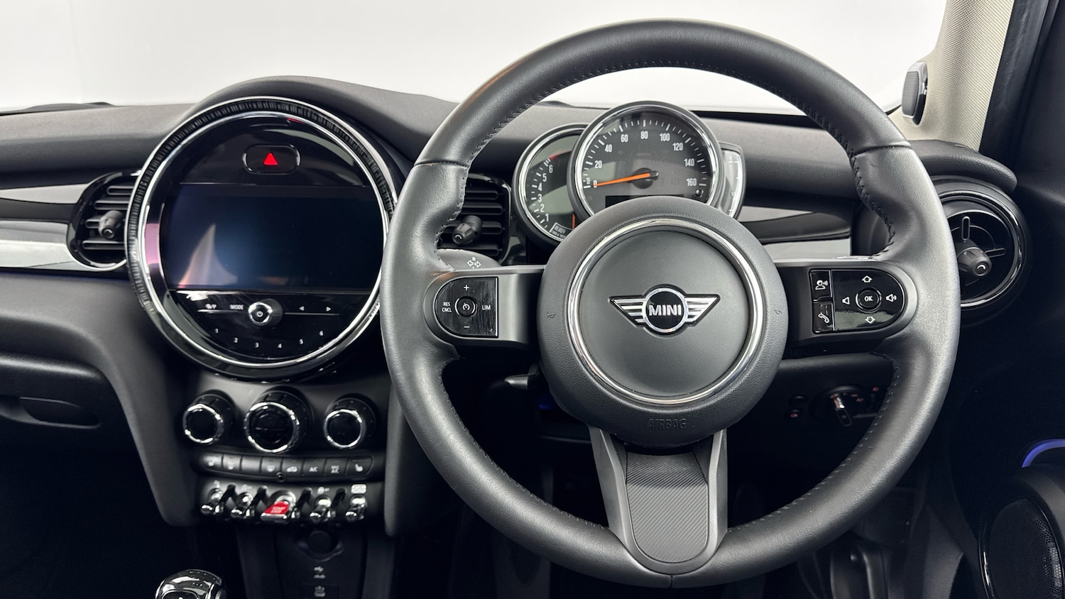 Used MINI Hatch 2022 for sale - 76958445: Photo 5