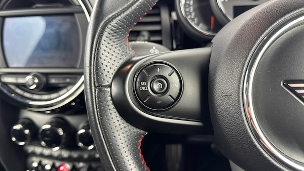 Used MINI Hatch 2019 for sale - 76234618: Photo 17