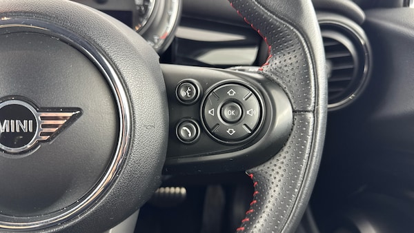 Used MINI Hatch 2019 for sale - 76234618: Photo 18