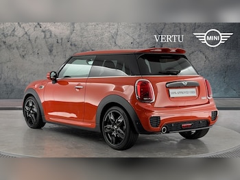 Used MINI Hatch 2019 for sale - 76234618: Photo 2