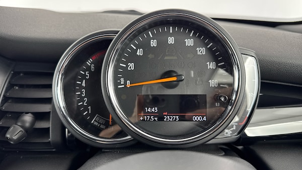 Used MINI Hatch 2019 for sale - 76234618: Photo 9