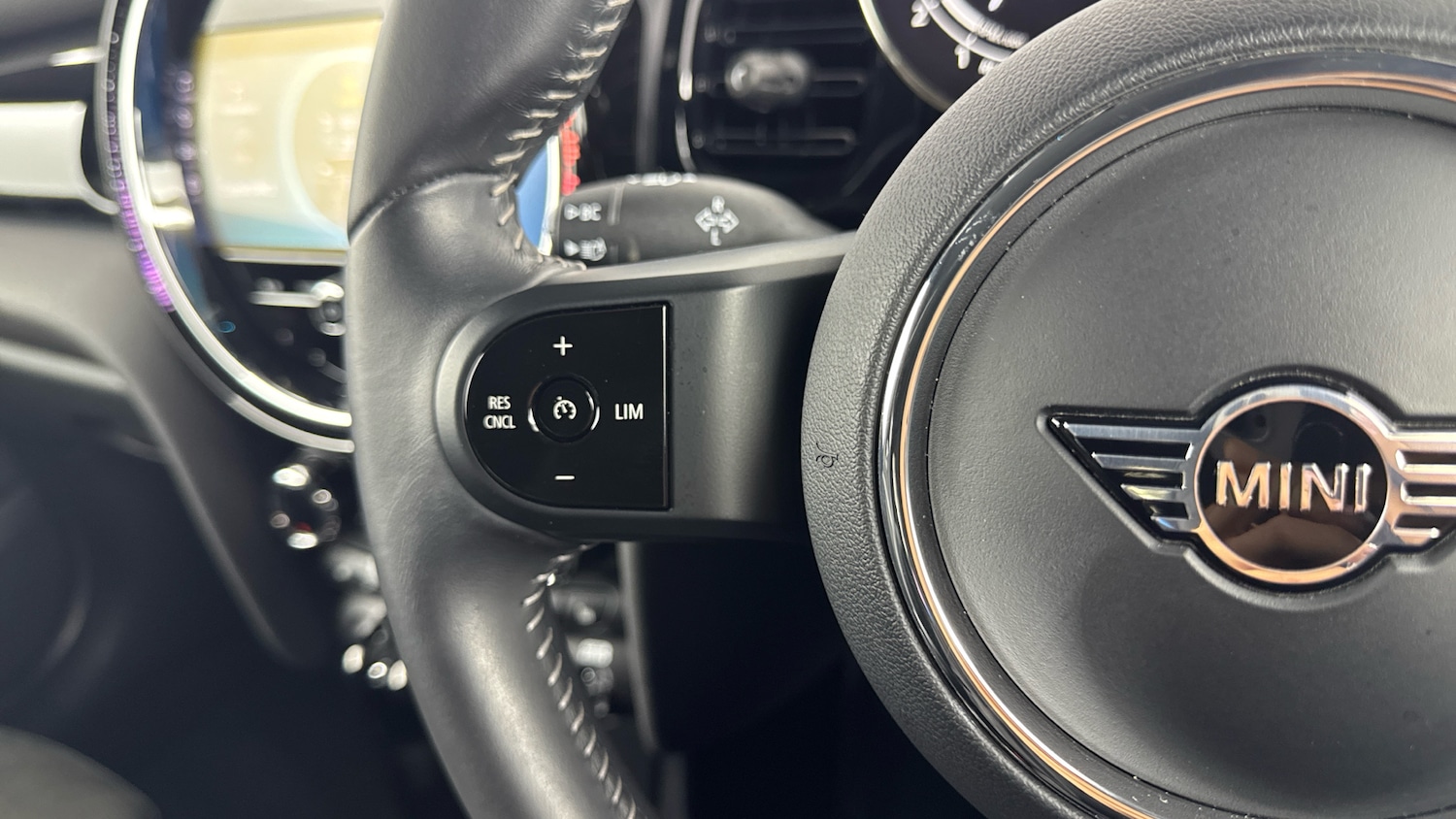 Used MINI Hatch 2023 for sale - 77803049: Photo 17