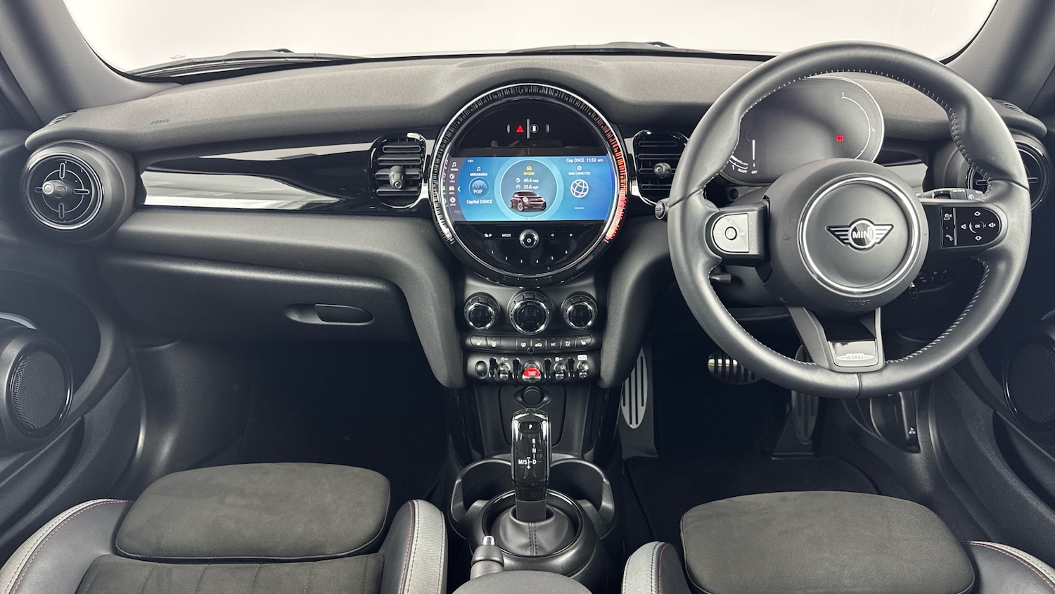 Used MINI Hatch 2023 for sale - 77803049: Photo 4