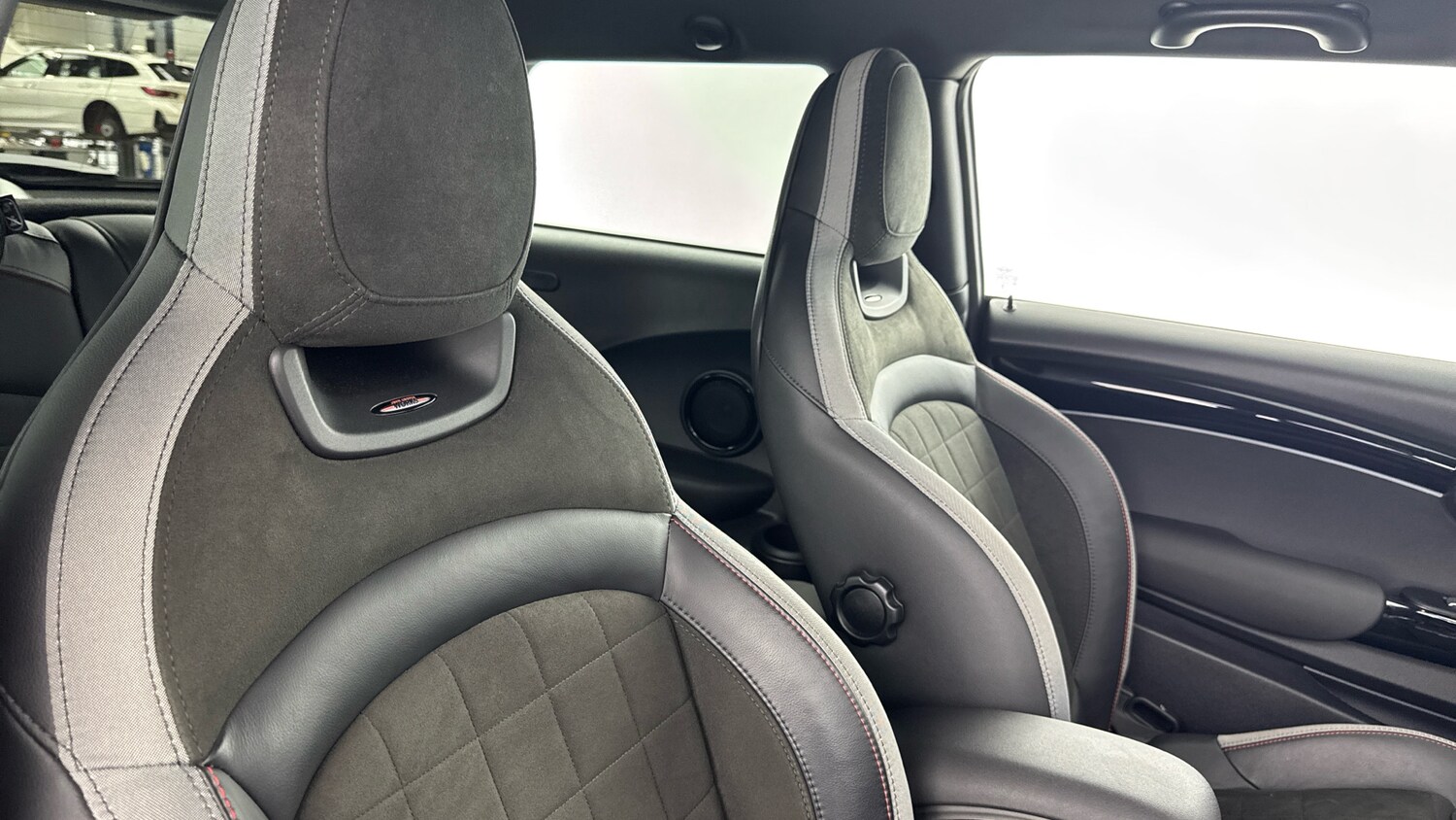 Used MINI Hatch 2023 for sale - 77803049: Photo 41