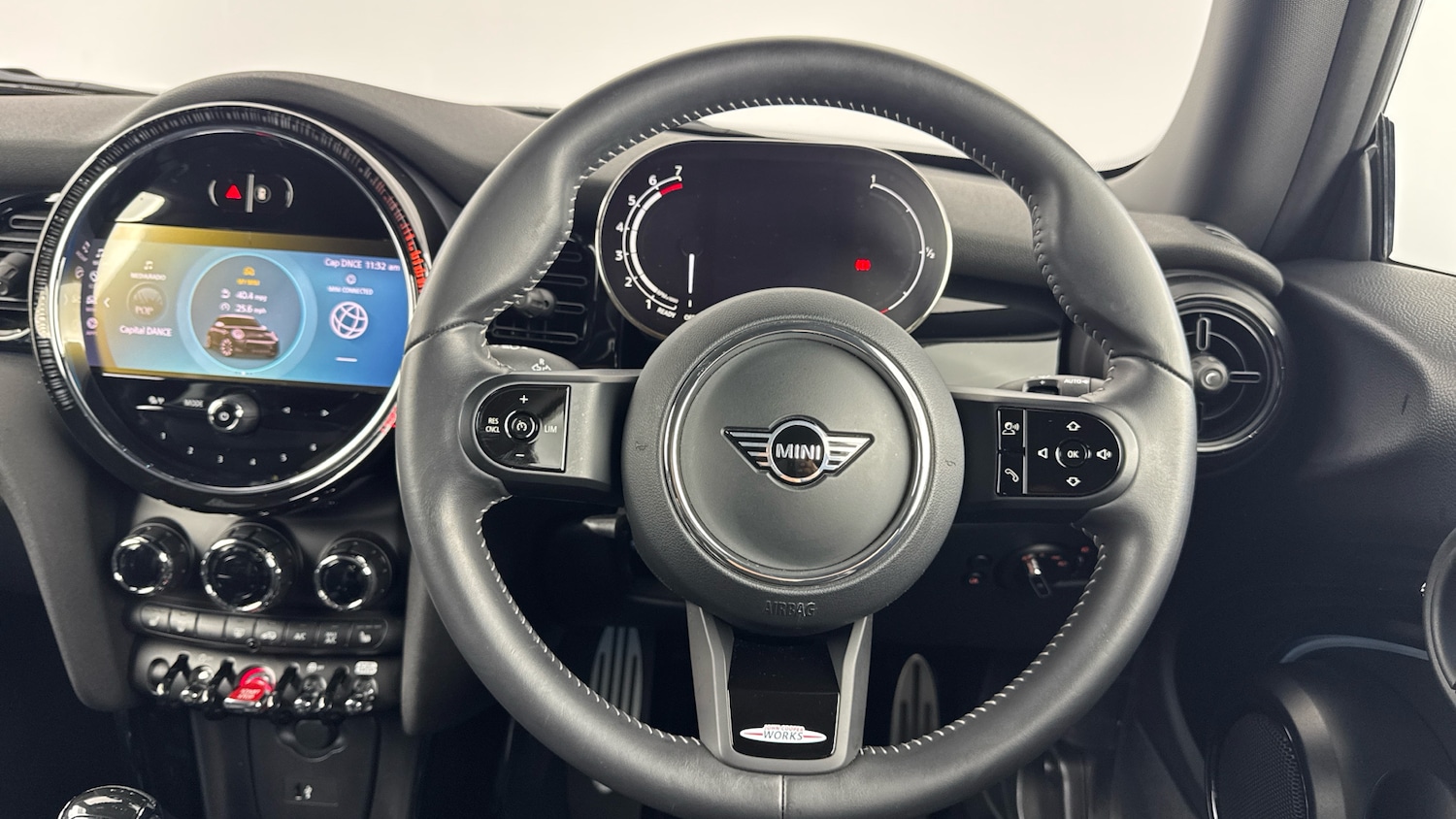 Used MINI Hatch 2023 for sale - 77803049: Photo 5