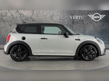 Used MINI Hatch 2021 for sale - 75962252: Photo