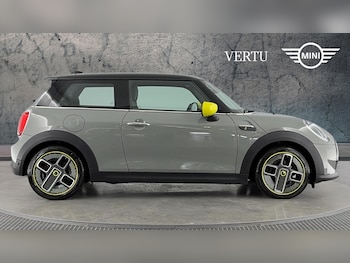 Used MINI Hatch 2022 for sale - 78939380: Photo