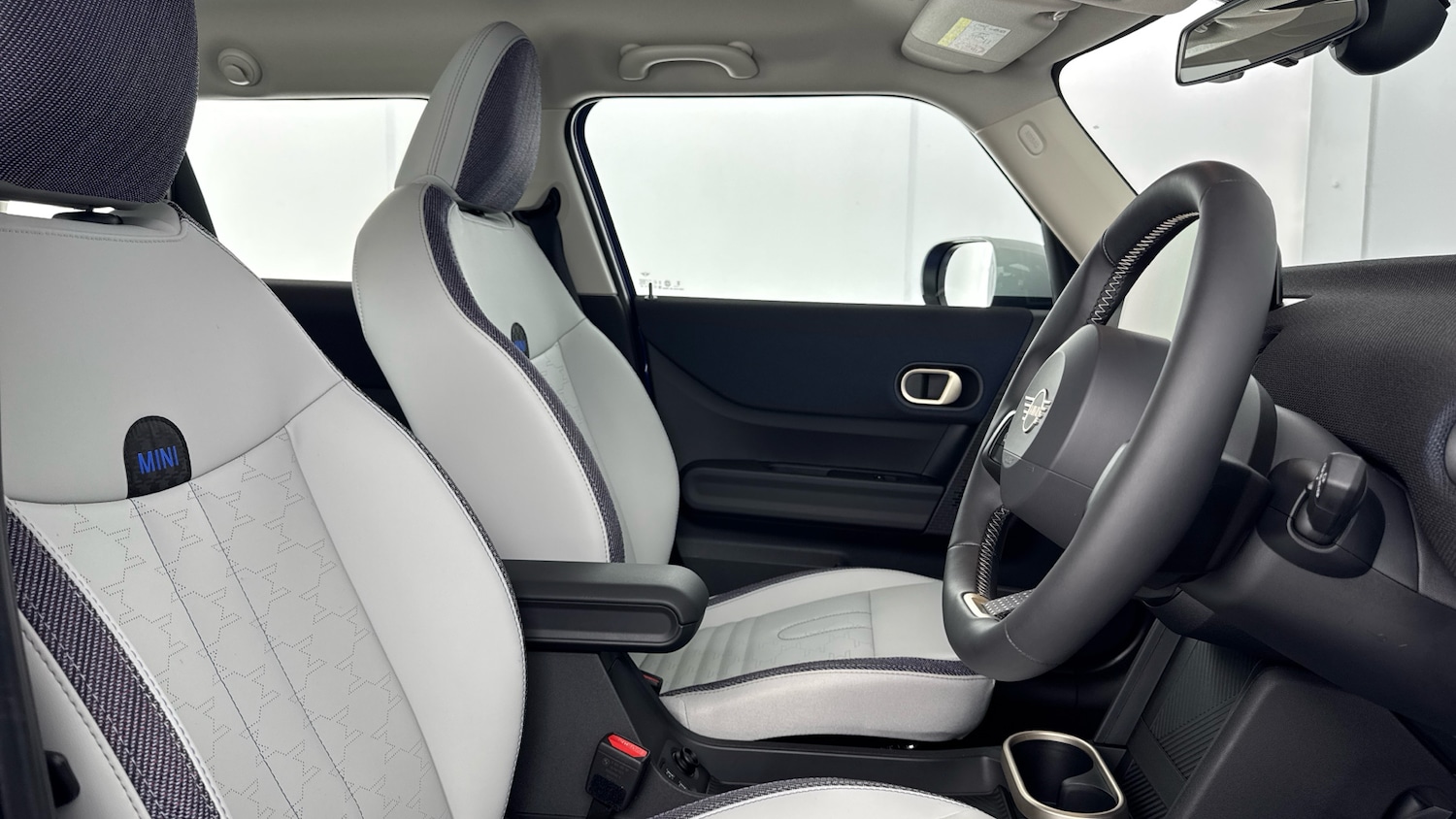 Used MINI Cooper 2025 for sale - 78210682: Photo 11