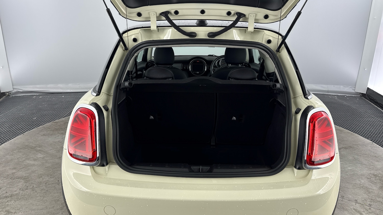 Used MINI Hatch 2020 for sale - 76426214: Photo 13