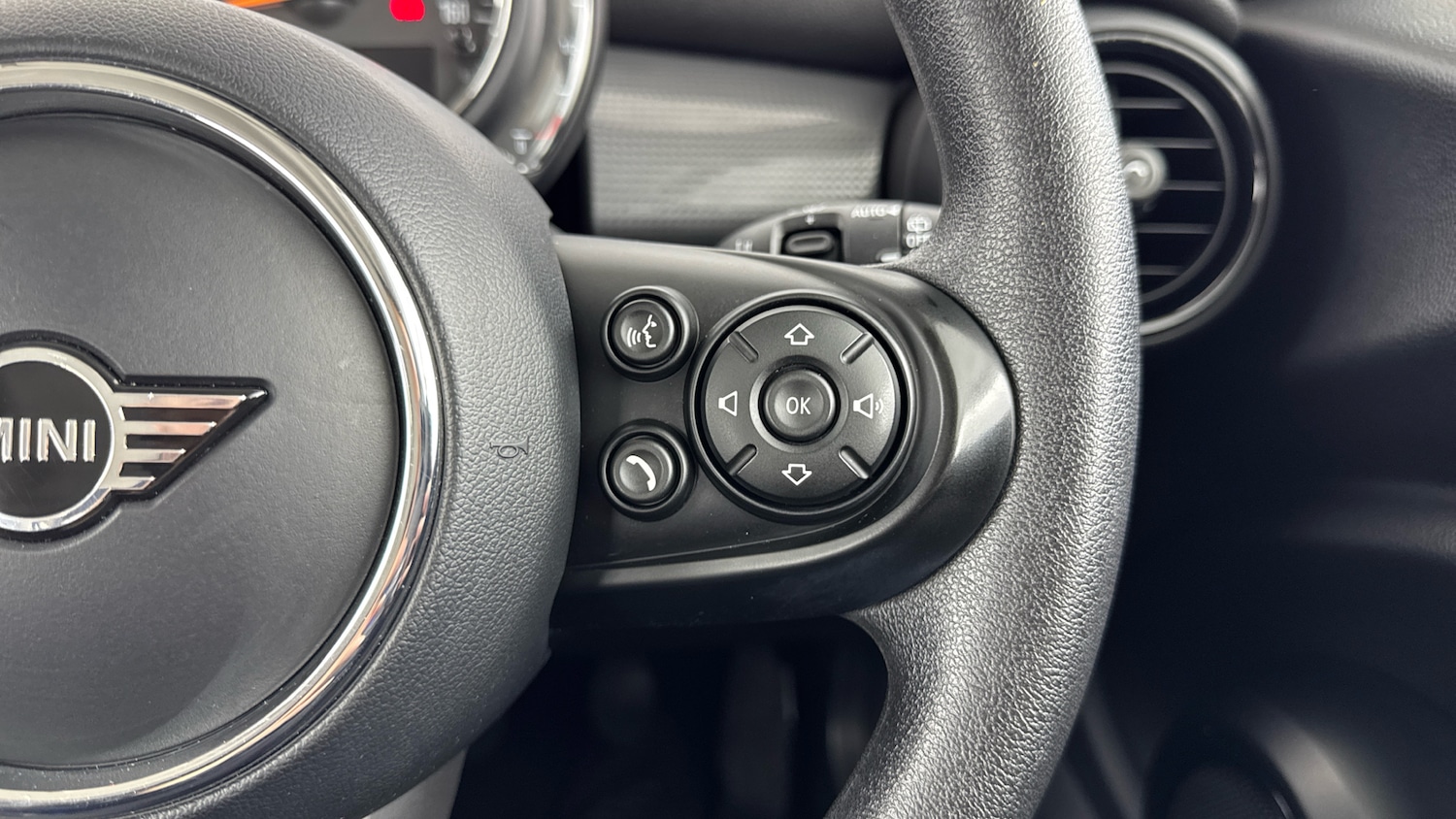 Used MINI Hatch 2020 for sale - 76426214: Photo 18