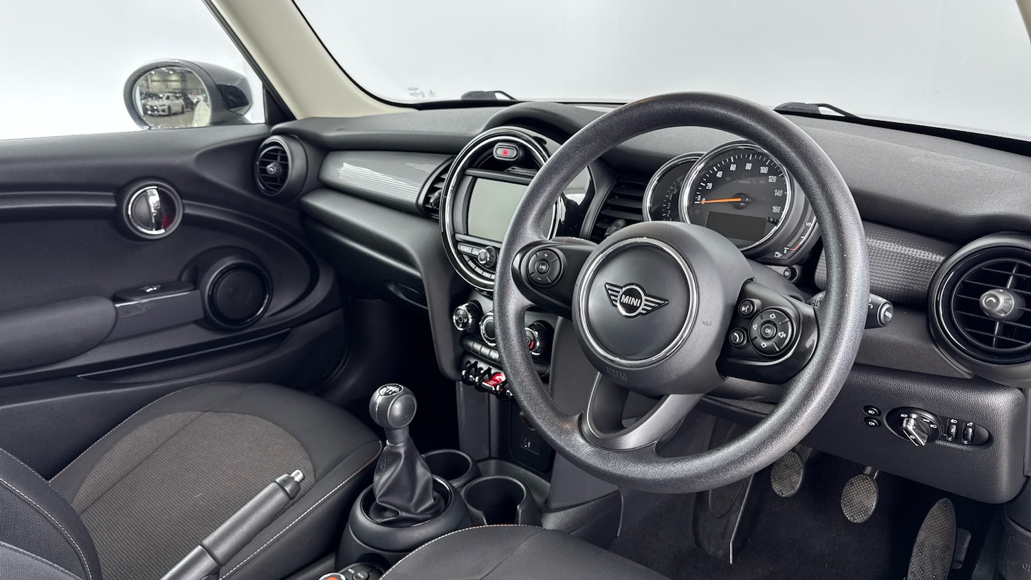 Used MINI Hatch 2020 for sale - 76426214: Photo 6