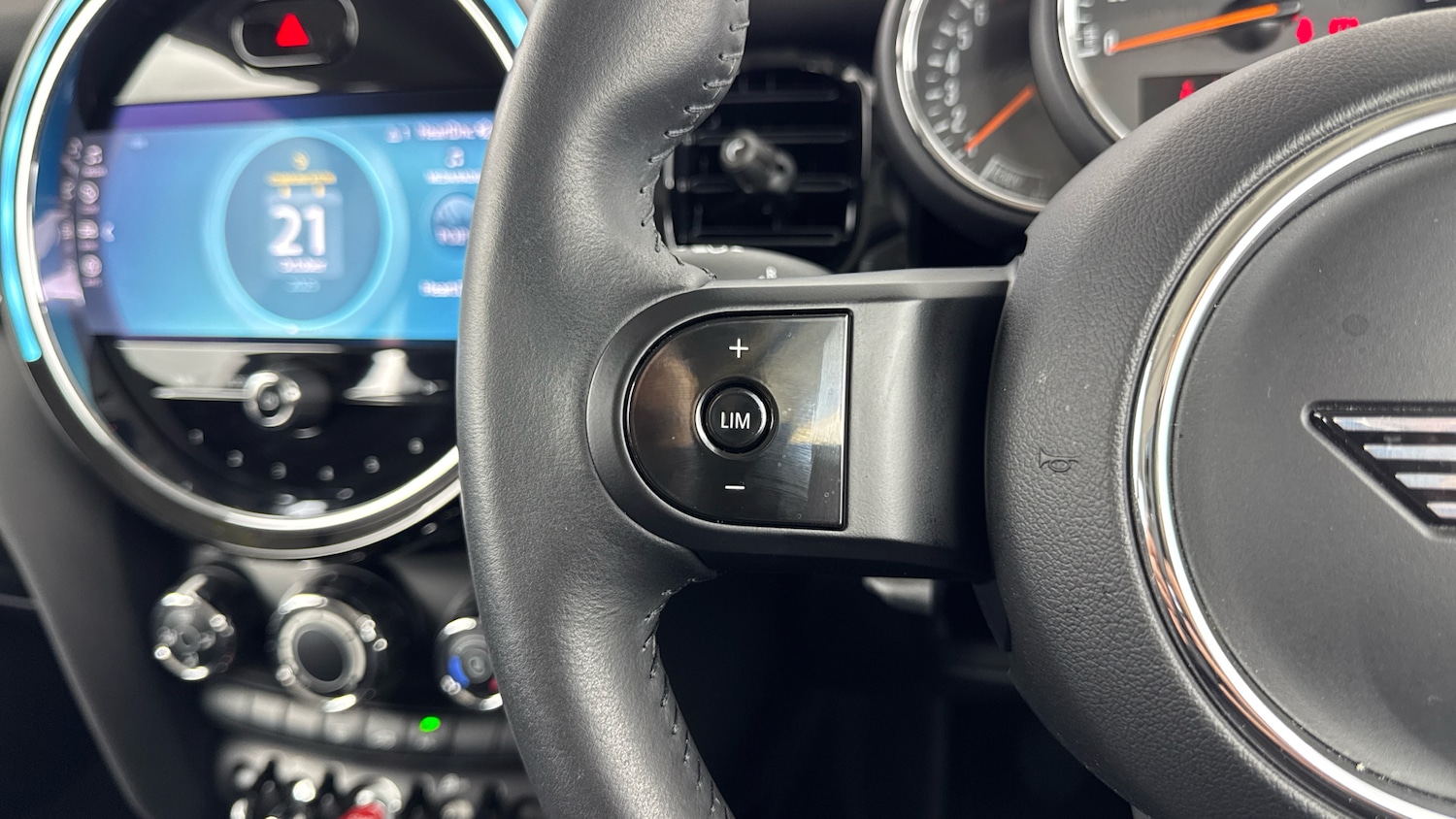 Used MINI Hatch 2021 for sale - 76339999: Photo 17