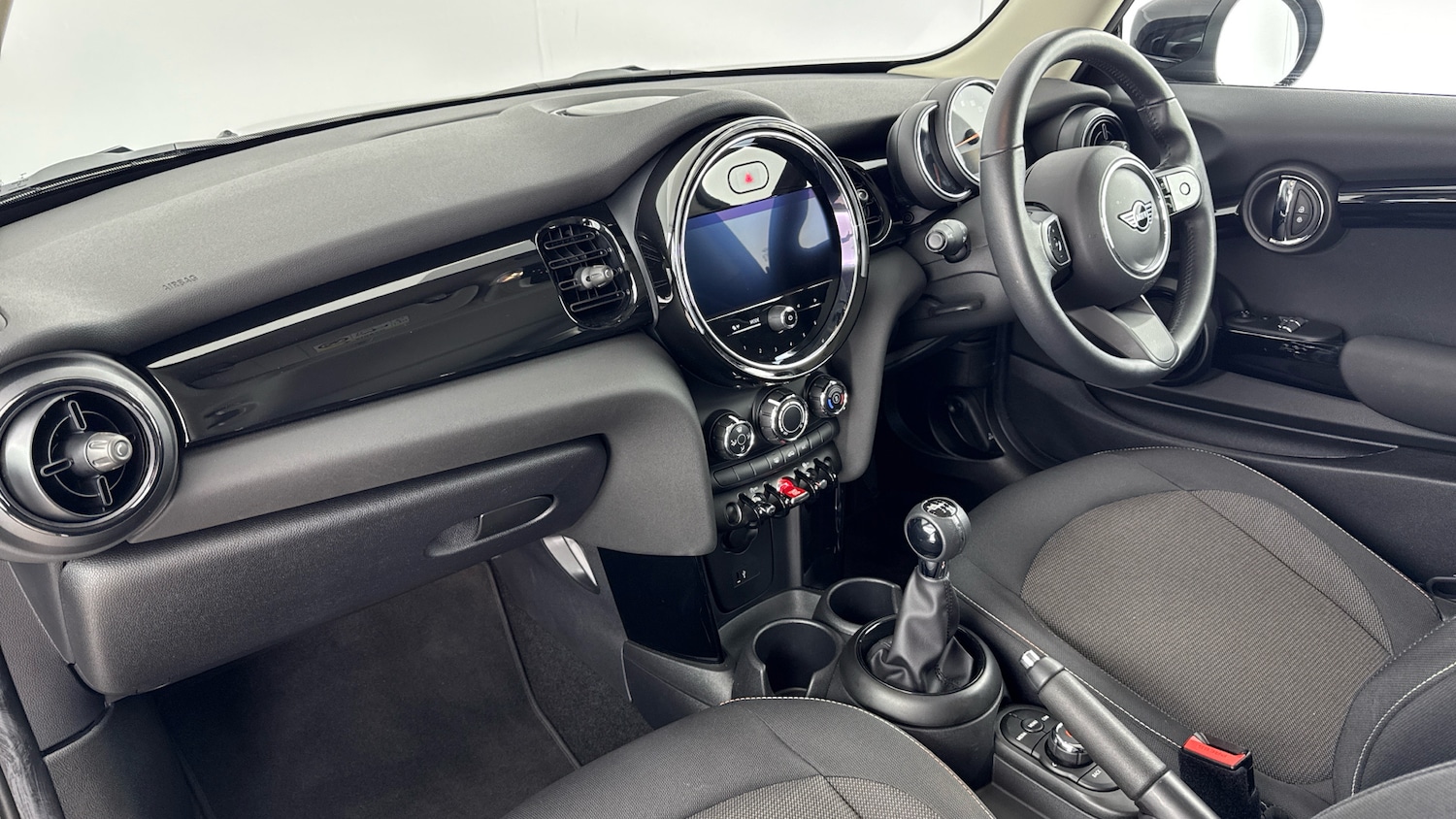 Used MINI Hatch 2021 for sale - 76339999: Photo 7