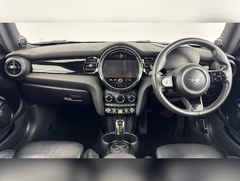 Used MINI Hatch 2022 for sale - 78918111: Photo
