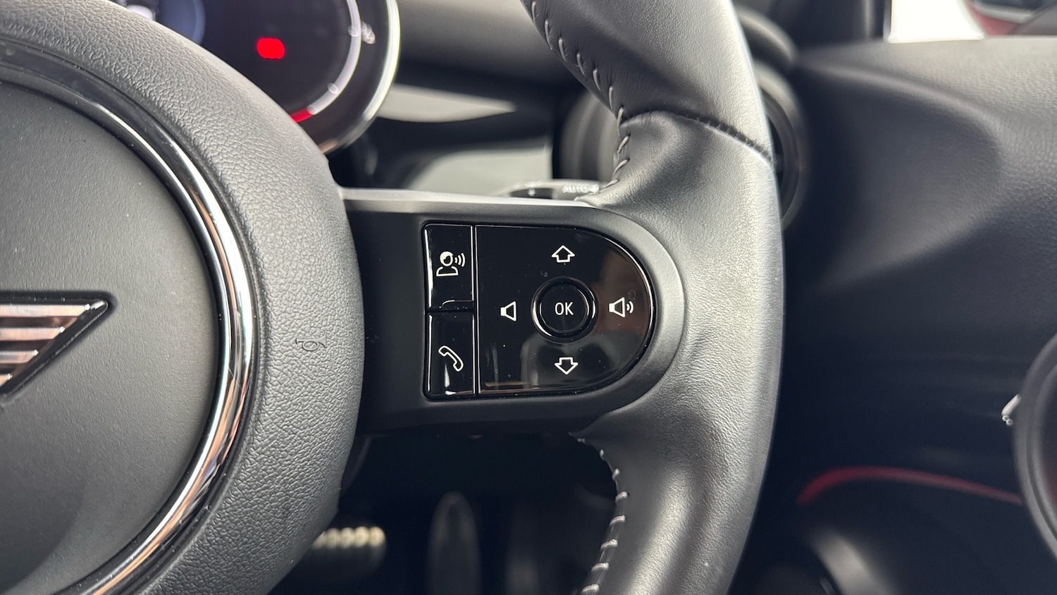 Used MINI Hatch 2021 for sale - 76131188: Photo 18