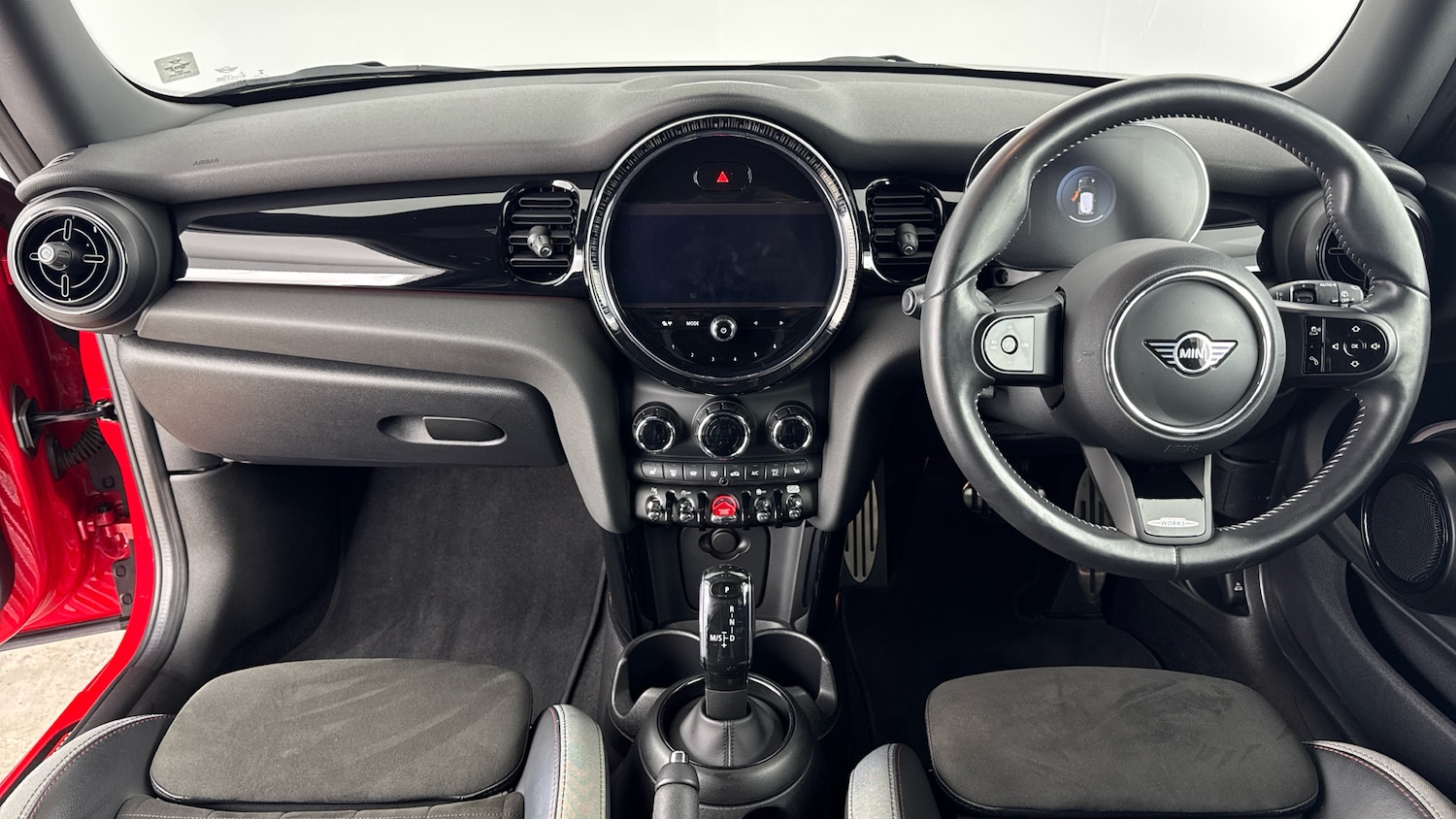Used MINI Hatch 2021 for sale - 76131188: Photo 4