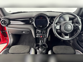 Used MINI Hatch 2021 for sale - 76131188: Photo