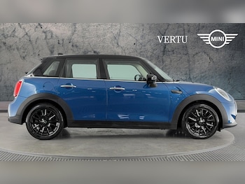 Used MINI Hatch 2023 for sale - 79060028: Photo