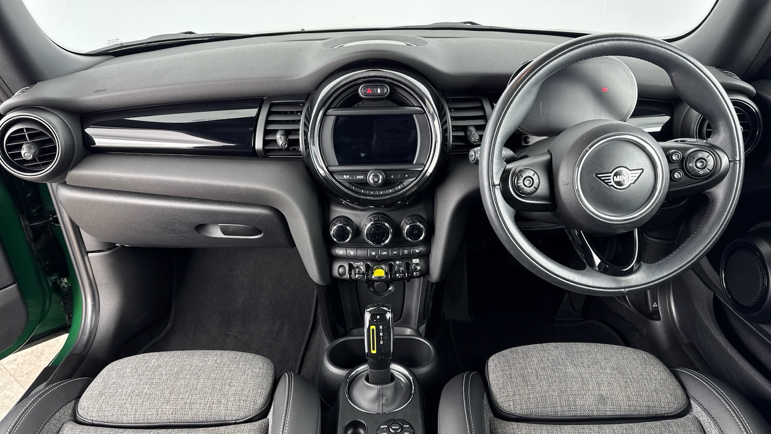 Used MINI Hatch 2020 for sale - 77357186: Photo 4