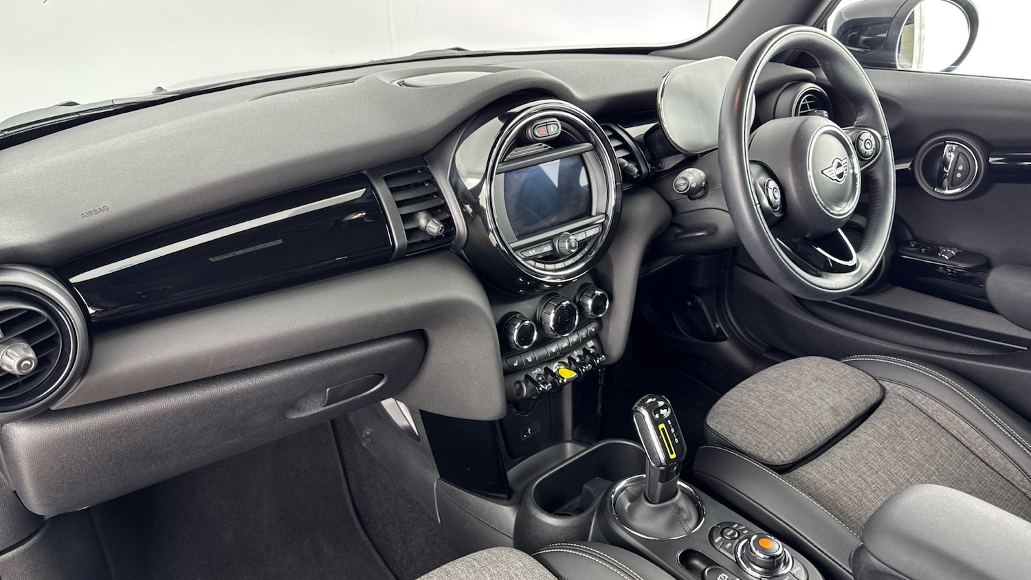 Used MINI Hatch 2020 for sale - 77357186: Photo 7