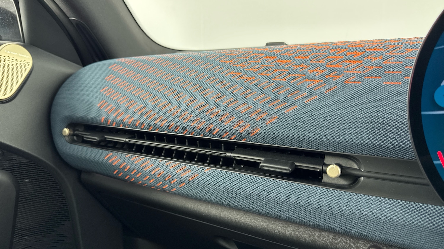 Used MINI Aceman 2025 for sale - 77758605: Photo 30