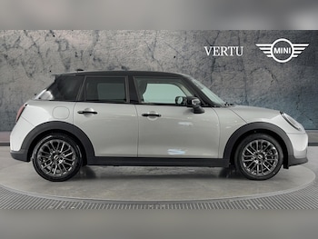 Used MINI Cooper 2025 for sale - 79004131: Photo