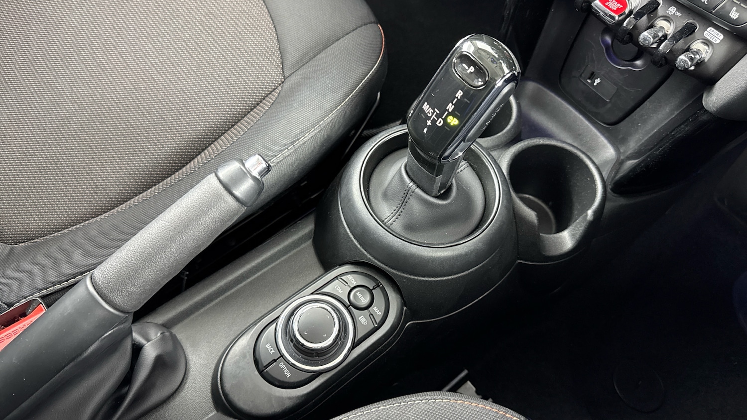 Used MINI Hatch 2022 for sale - 76979643: Photo 10