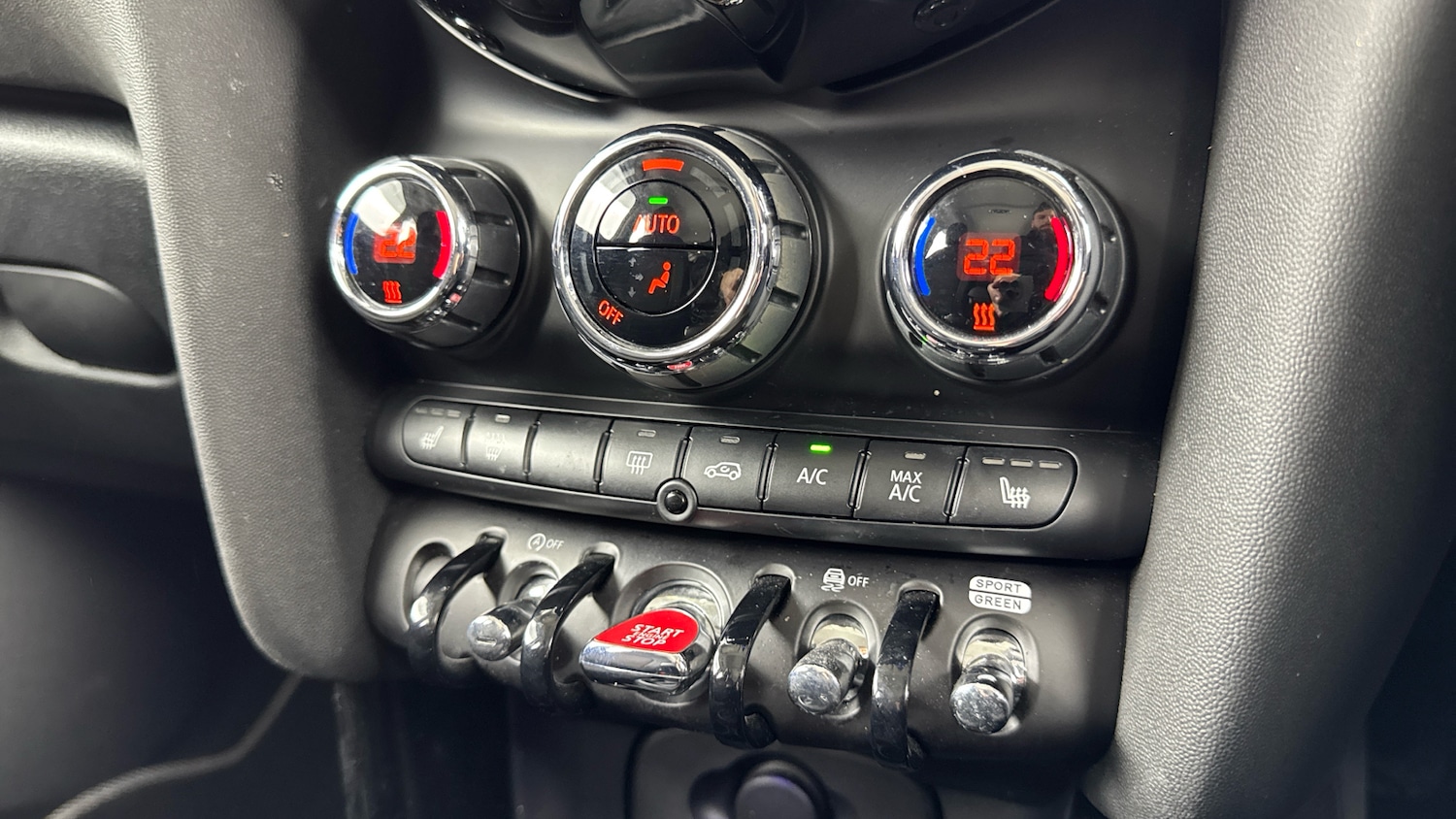 Used MINI Hatch 2022 for sale - 76979643: Photo 19