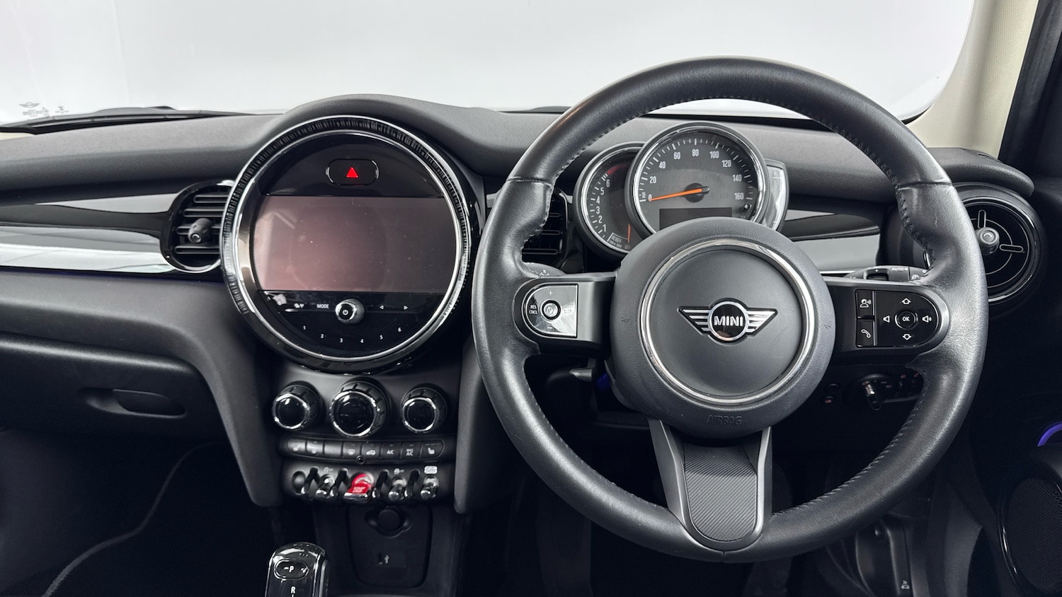 Used MINI Hatch 2022 for sale - 76979643: Photo 5