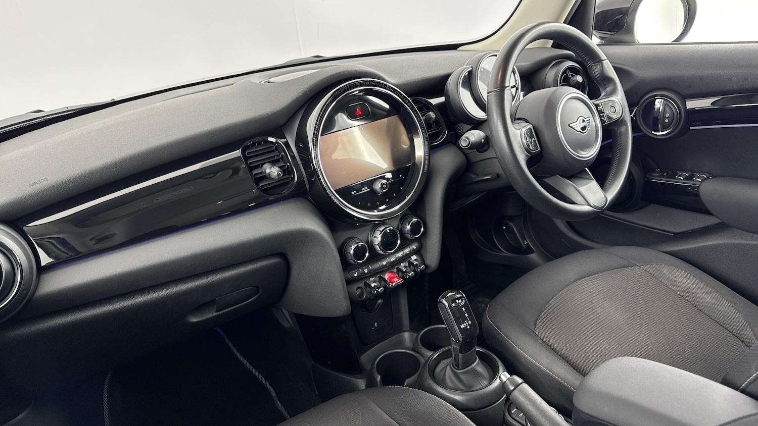 Used MINI Hatch 2022 for sale - 76979643: Photo 7