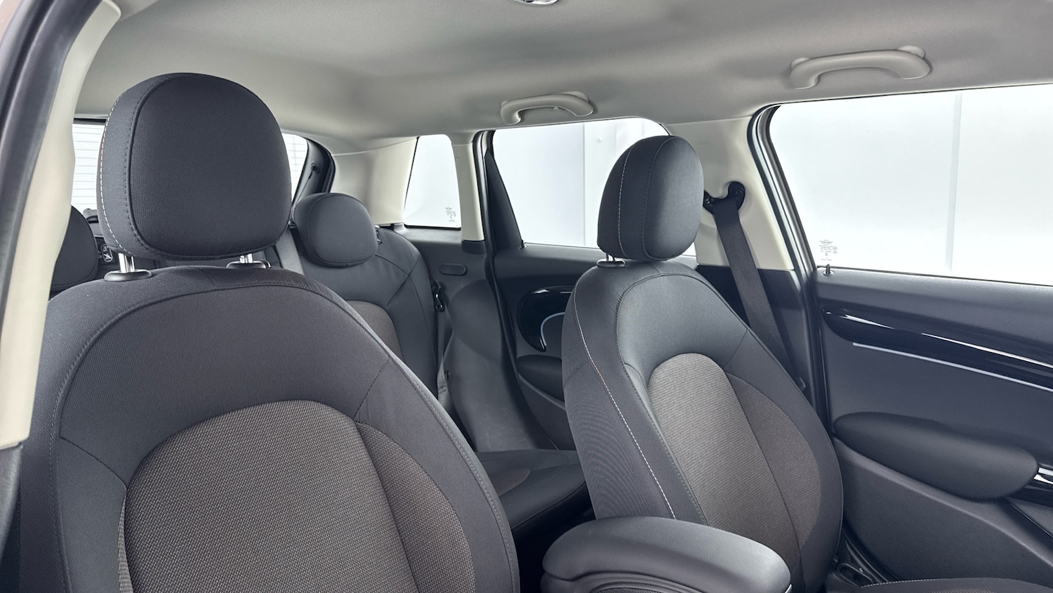 Used MINI Hatch 2023 for sale - 76922341: Photo 27