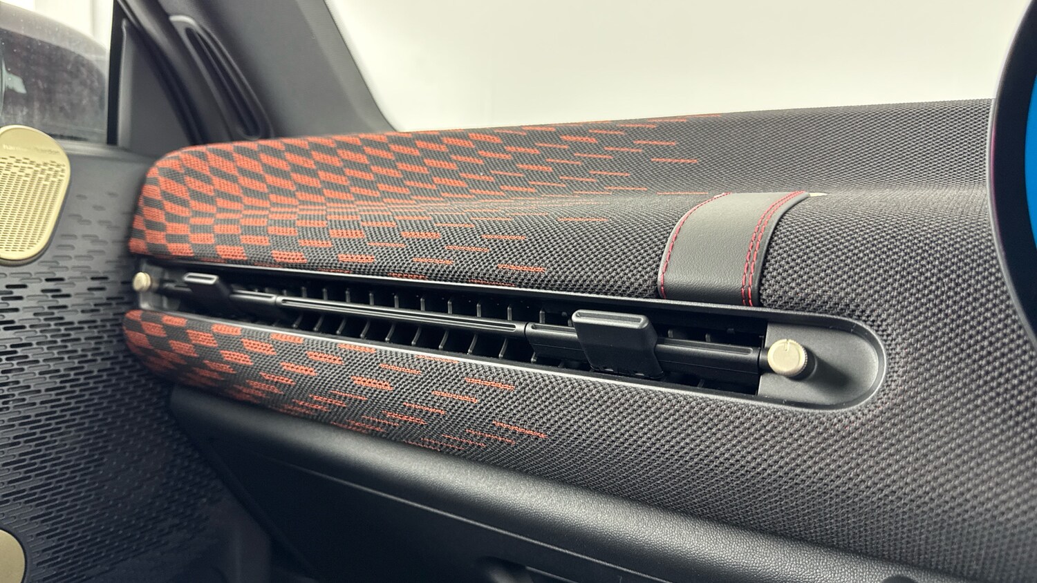 Used MINI Cooper 2025 for sale - 77543527: Photo 41