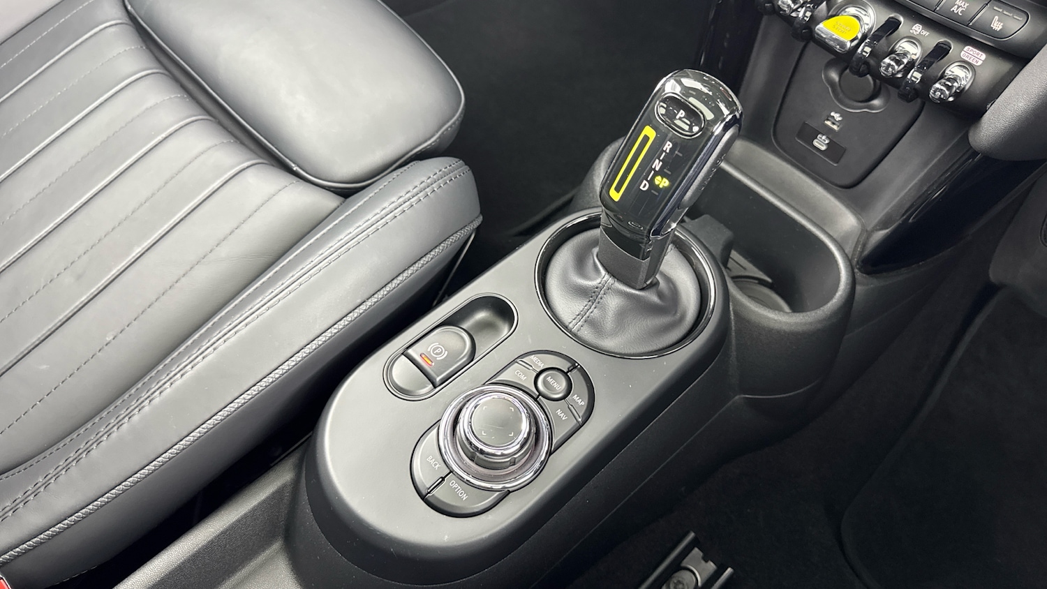 Used MINI Hatch 2022 for sale - 76862248: Photo 10