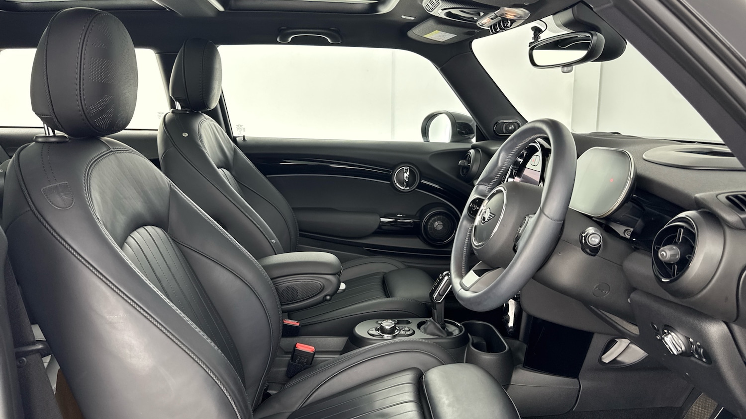 Used MINI Hatch 2022 for sale - 76862248: Photo 11