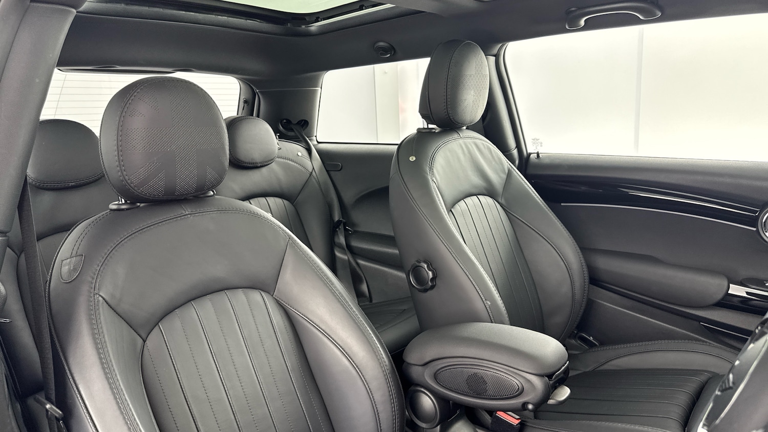 Used MINI Hatch 2022 for sale - 76862248: Photo 28