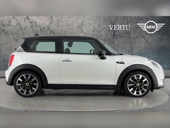 Used MINI Hatch 2022 for sale - 76862248: Photo