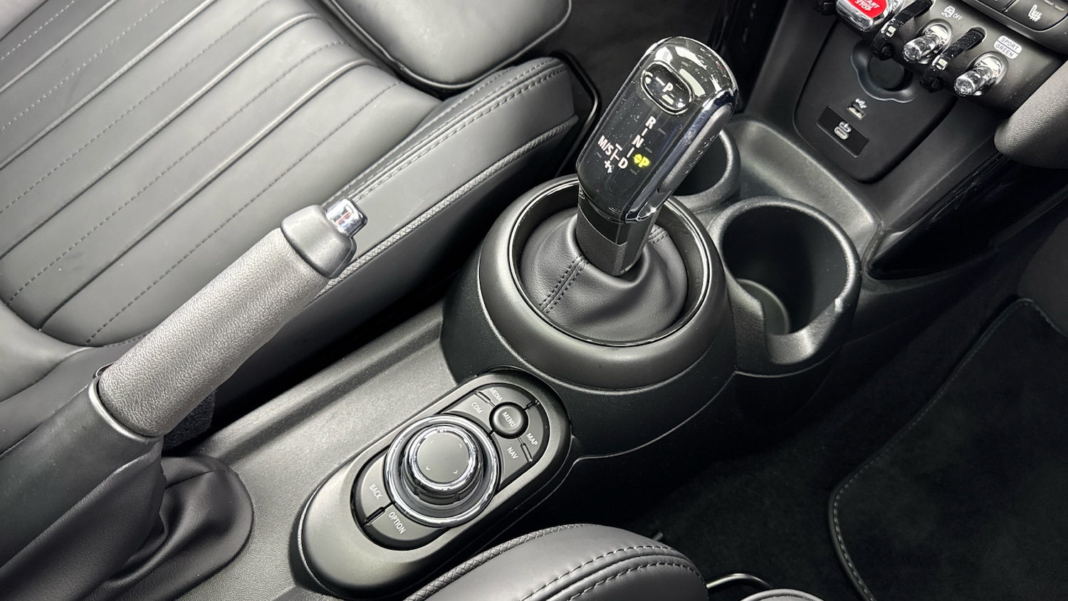 Used MINI Cooper 2023 for sale - 76643239: Photo 10