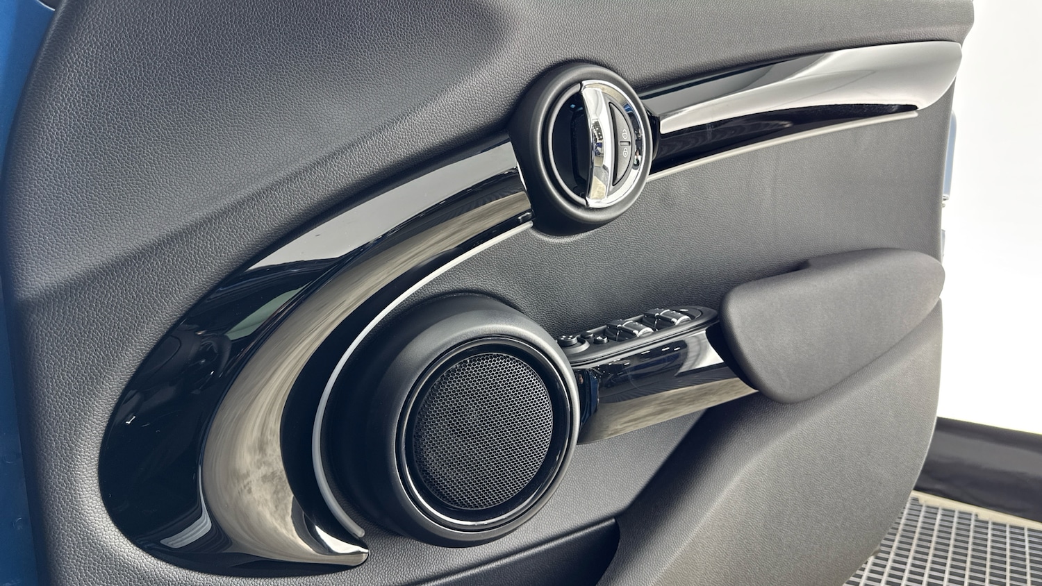 Used MINI Cooper 2023 for sale - 76643239: Photo 29