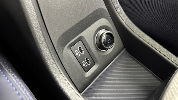 Used MINI Cooper 2024 for sale - 76193769: Photo 32