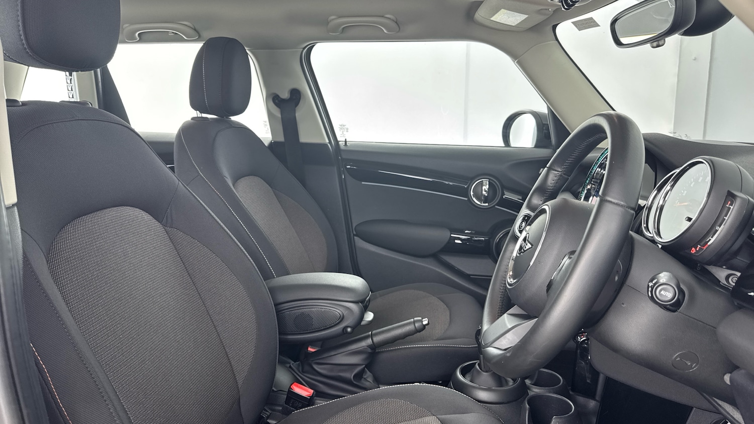 Used MINI Hatch 2022 for sale - 77833170: Photo 11