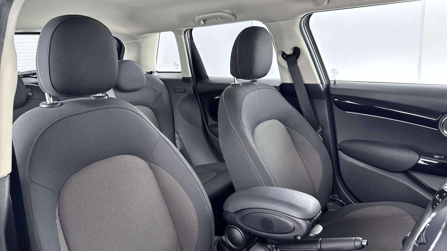 Used MINI Hatch 2021 for sale - 77435615: Photo 27