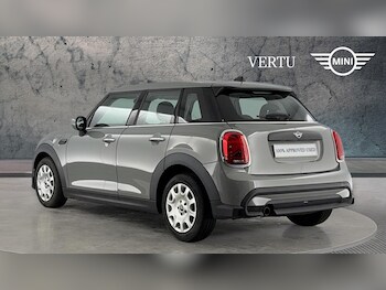 Used MINI Hatch 2021 for sale - 77435615: Photo