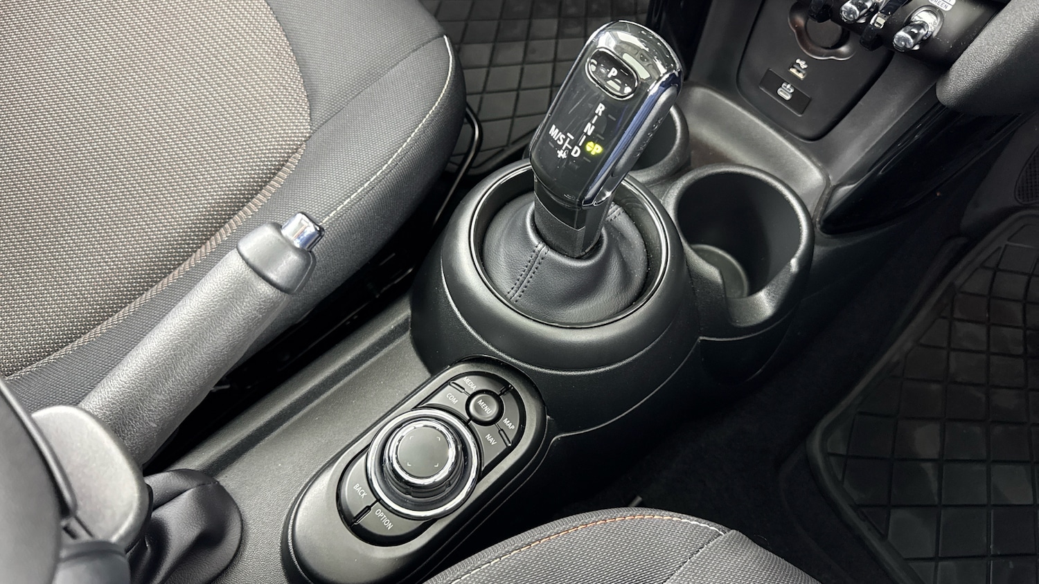 Used MINI Hatch 2022 for sale - 77781383: Photo 10