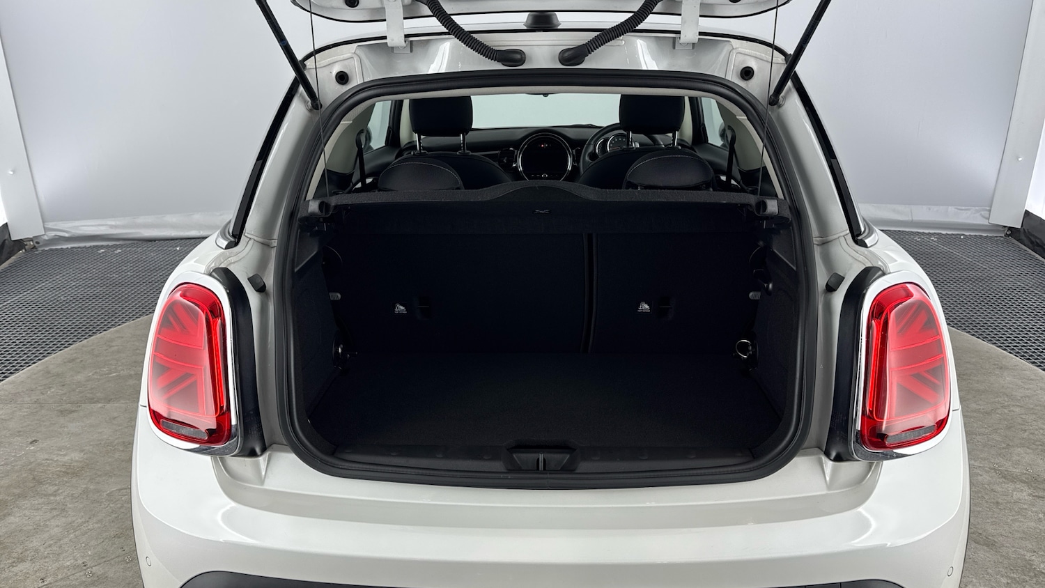 Used MINI Hatch 2022 for sale - 77781383: Photo 13