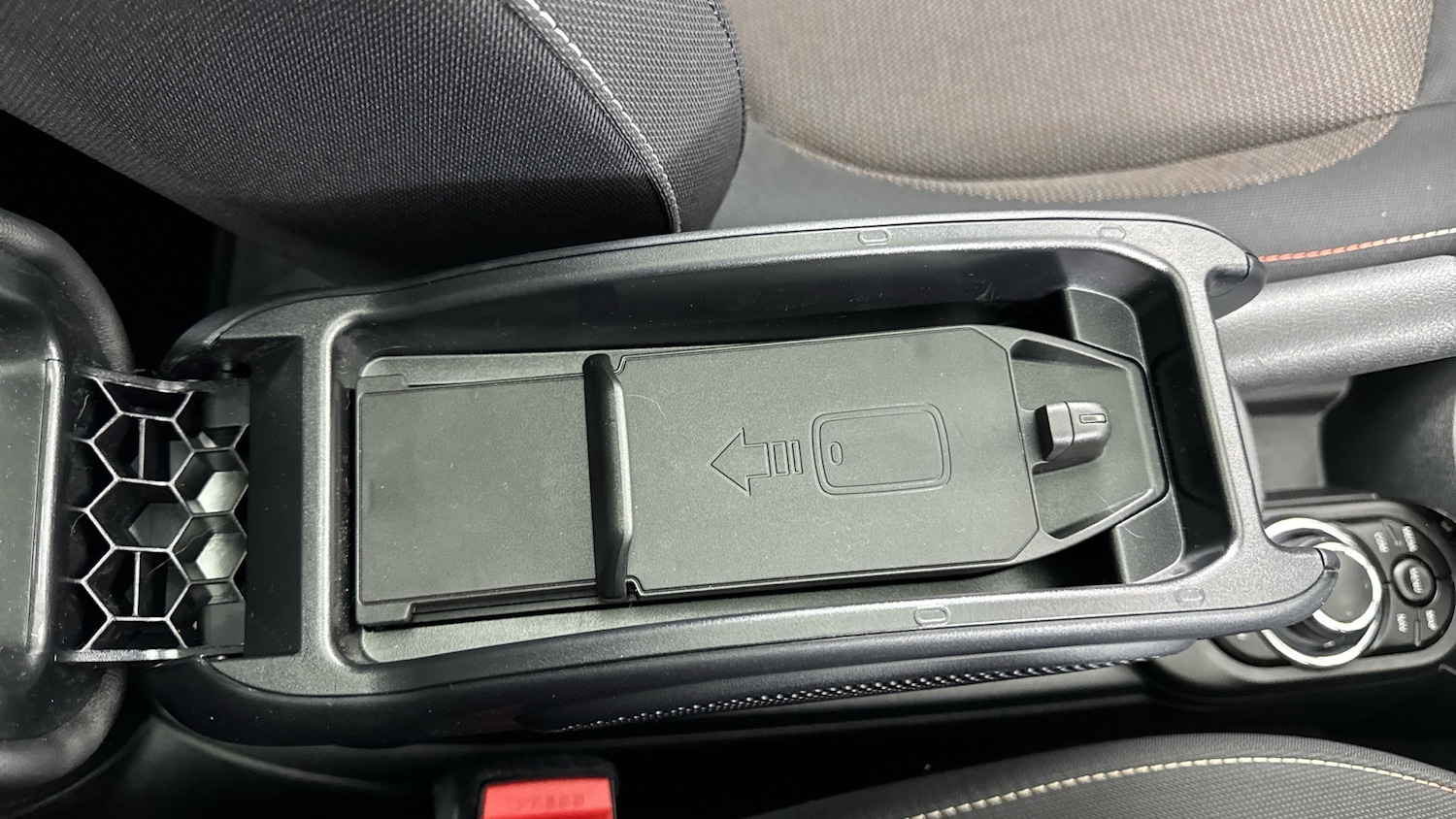 Used MINI Hatch 2022 for sale - 77781383: Photo 18