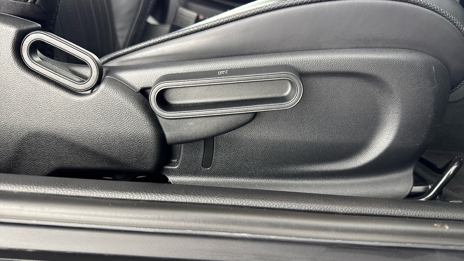 Used MINI Hatch 2022 for sale - 77883890: Photo 34