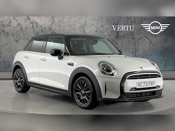 Used MINI Hatch 2024 for sale - 79124952: Photo